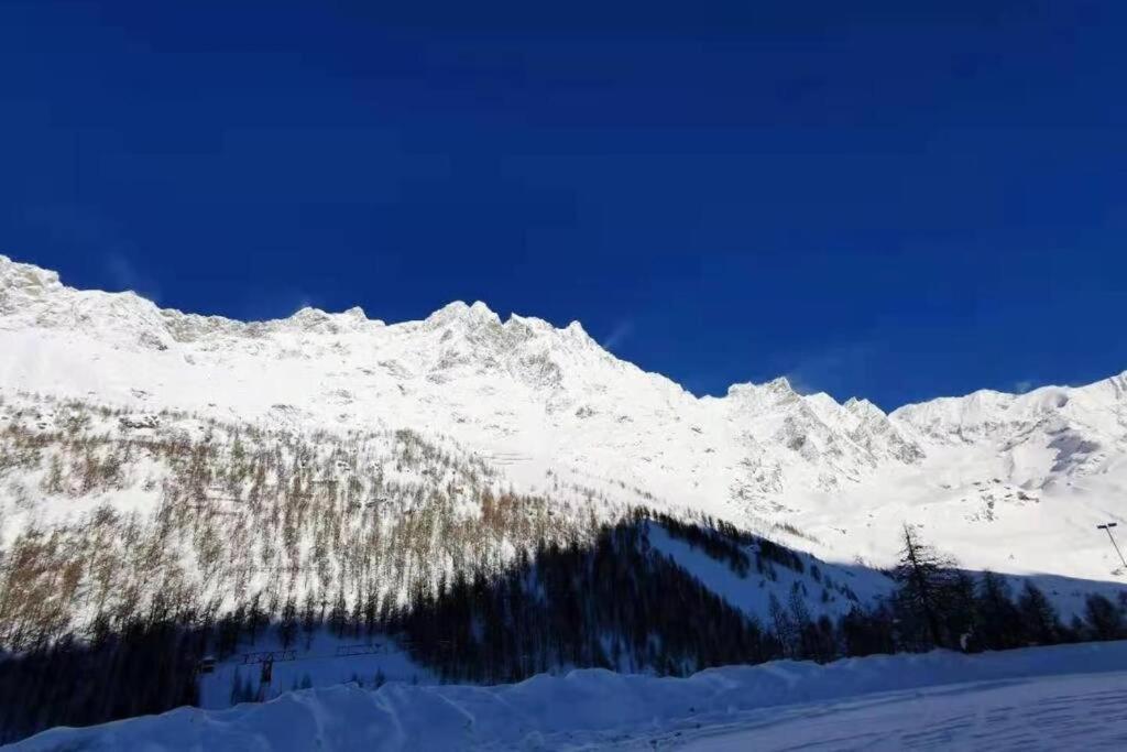 Homey Apartment In The Heart Of Cervinia 브루일서비니아 외부 사진